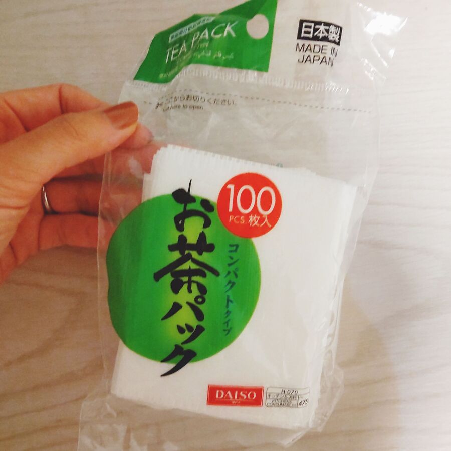 お茶を沸かすだけじゃない お茶パックの意外な活用法をご紹介 暮らしニスタ お茶を沸かすだけじゃない お茶パックの意外な活用法をご紹介 暮らしニスタ