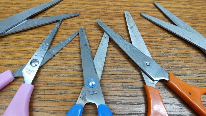 早くやればよかった ハサミの切れ味が身近なものでカンタン復活 最強ワザも 暮らしニスタ 早くやればよかった ハサミの切れ味が身近なものでカンタン復活 最強ワザも 暮らしニスタ