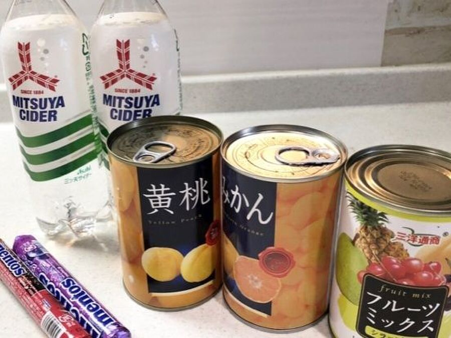 パーティーにも大盛り上がり サイダー メントスのびっくりポンチ 暮らしニスタ パーティーにも大盛り上がり サイダー メントスのびっくりポンチ 暮らしニスタ