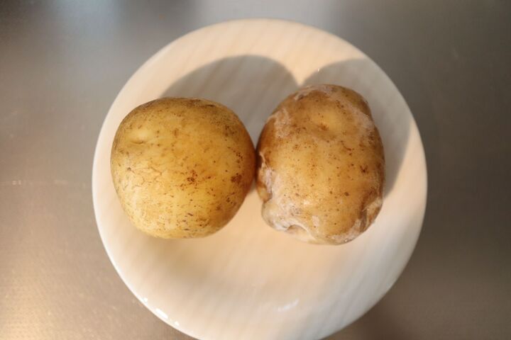 まるごとでもOKってホント⁉じゃがいもを上手に冷凍保存する方法とは?