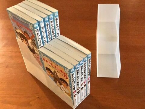 100均の 2段に収納できるコミックスタンド を使ったら奥の本が片手で取れた 暮らしニスタ 100均の 2段に収納できるコミックスタンド を使ったら奥の本が片手で取れた 暮らしニスタ