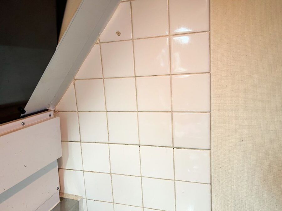 早く知りたかった コンロ周りの壁 頑固な油汚れを最速ラクに落とすには 暮らしニスタ 早く知りたかった コンロ周りの壁 頑固な油汚れを最速ラクに落とすには 暮らしニスタ