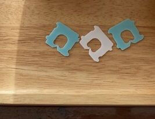 パンの留め具を半分に切ったら まさかの大活躍だった 意外な活用術 暮らしニスタ パンの留め具を半分に切ったら まさかの大活躍だった 意外な活用術 暮らしニスタ