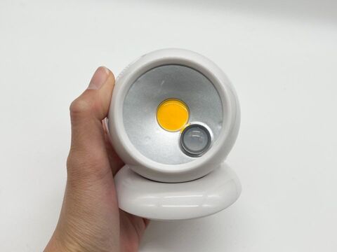 ダイソー クオリティ高すぎ 怪しい目玉のような謎グッズ まさかの機能つきだった 暮らしニスタ ダイソー クオリティ高すぎ 怪しい目玉のような謎グッズ まさかの機能つきだった 暮らしニスタ