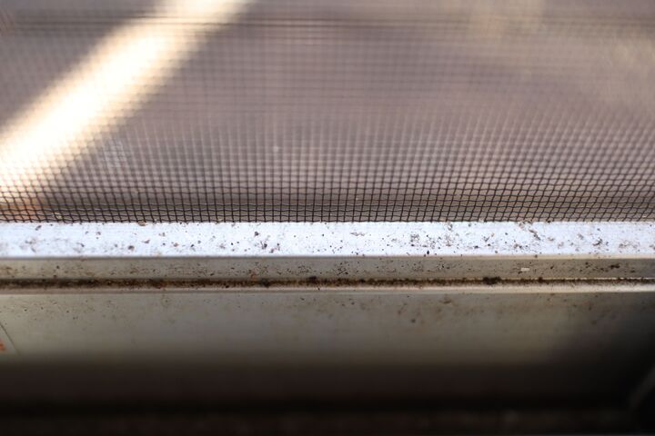 網戸も床の黒ずみも!落ちにくい汚れが瞬時にキレイに♪