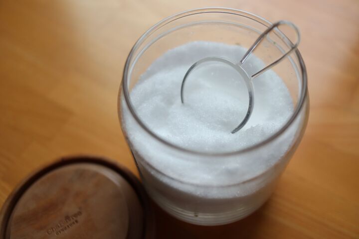 コーヒーに塩を入れると超おいしくなる⁉知ってビックリ！塩の意外な活用法４つ
