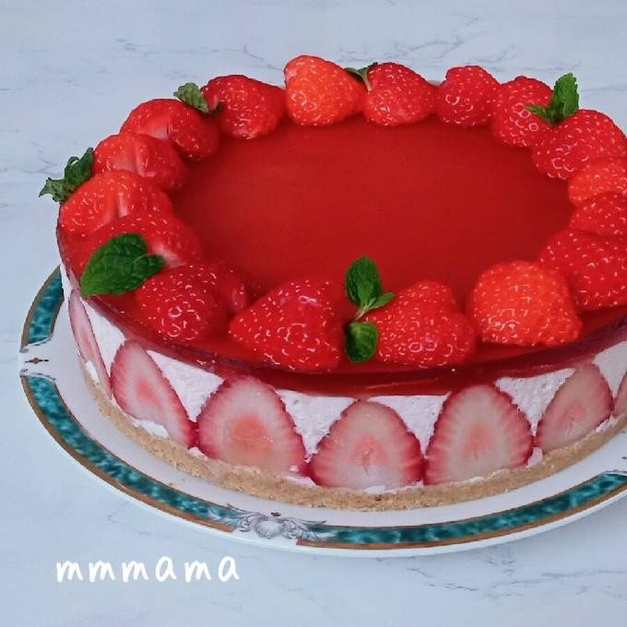イチゴの断面が美しい イチゴのダブルチーズケーキ 暮らしニスタ イチゴの断面が美しい イチゴのダブルチーズケーキ 暮らしニスタ