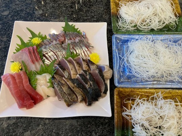 市場 お刺身のお供に 大根のつま
