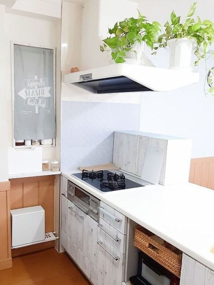 キッチンのゴミ箱 置き場所がない みんなの収納アイデア実例をご紹介 暮らしニスタ 毎日調理を行うキッチン はおうちの中で一番 dメニューニュース Nttドコモ キッチンのゴミ箱 置き場所がない みんなの収納アイデア実例をご紹介 暮らしニスタ 毎日調理を行うキッチン はおうちの中で一番 dメニューニュース Nttドコモ