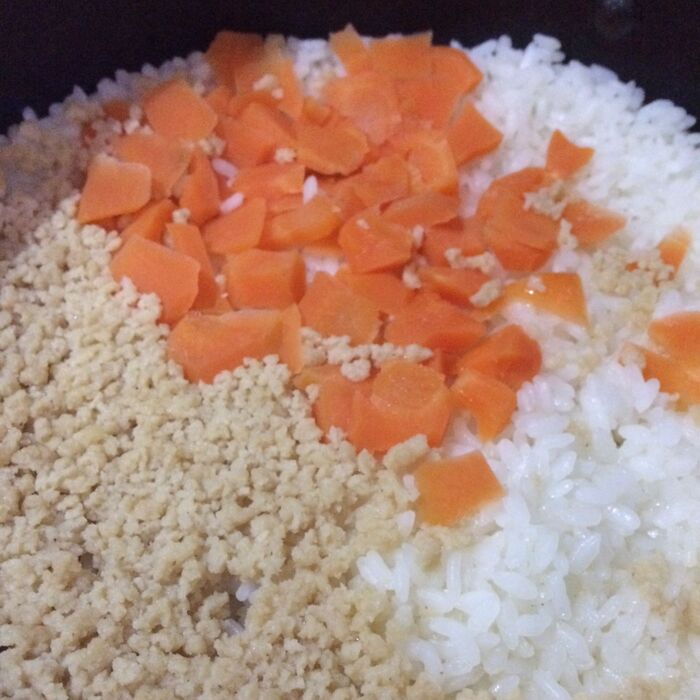 １．米を炊く