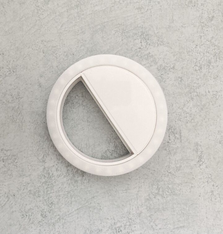 【ダイソー】写真のクオリティ爆上がり!もう謎わっかが撮影に手放せない!