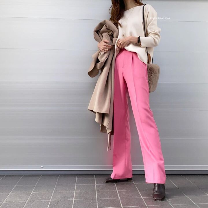 【GU】春にマストのカラーパンツは1,690円のオンライン特別商品!