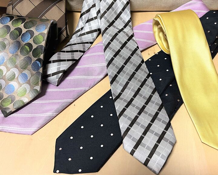 使わないネクタイを切って貼るだけ!卒入学式用のアクセサリーがすぐできた♪