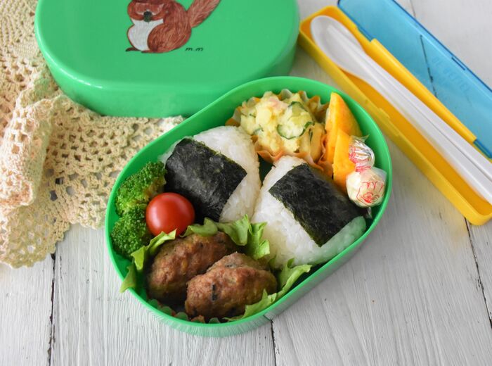 保存版 子供用お弁当の詰め方とおすすめおかずをご紹介 ちょっとのコツで食べやすさも見栄えもアップ 暮らしニスタ 保存版 子供用お弁当の詰め方とおすすめおかずをご紹介 ちょっとのコツで食べやすさも見栄えもアップ 暮らしニスタ