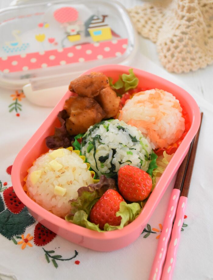 保存版 子供用お弁当の詰め方とおすすめおかずをご紹介 ちょっとのコツで食べやすさも見栄えもアップ 暮らしニスタ 保存版 子供用お弁当の詰め方とおすすめおかずをご紹介 ちょっとのコツで食べやすさも見栄えもアップ 暮らしニスタ