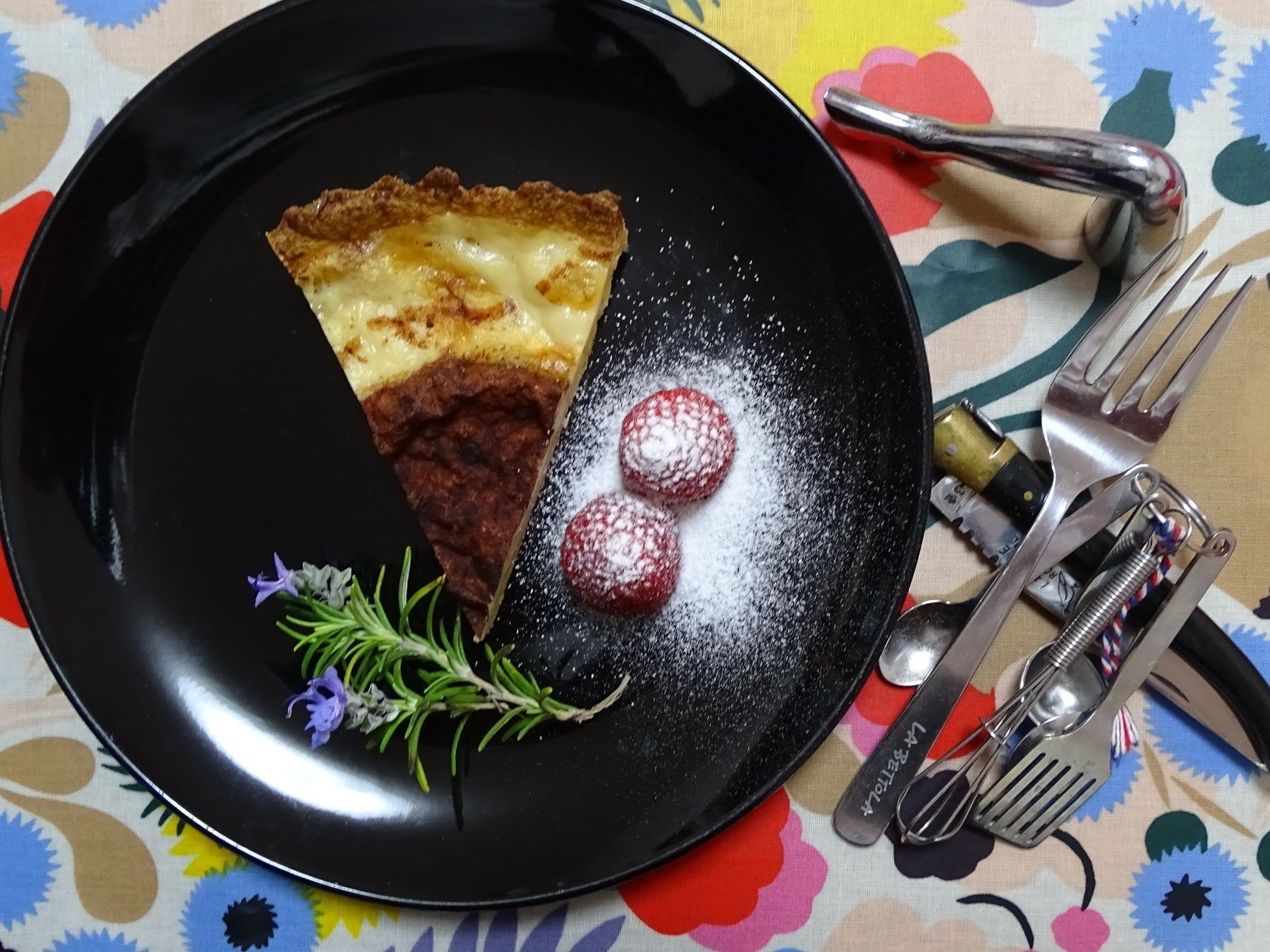 Tarte Vaudoise   タルト・ヴォーワーズ　🍰🍮 💜🍳🍵💕