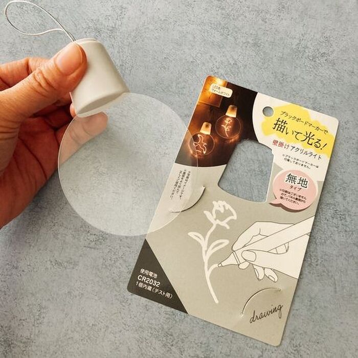 セリア アクリル板がおしゃれインテリアに大変身 謎グッズの正体が話題 暮らしニスタ セリア アクリル板がおしゃれインテリアに大変身 謎グッズの正体が話題 暮らしニスタ