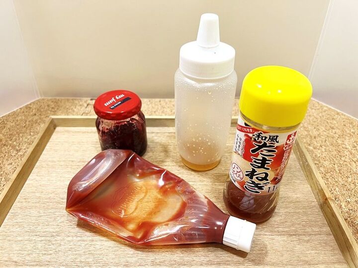 少量余ったケチャップやドレッシングの使い切り術!調味料活用でムダなく冷蔵庫整理を♪