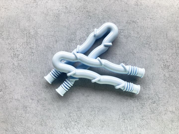 【ダイソー】不器用さんも10秒で美人度アップ!謎のぐねぐねの正体は?