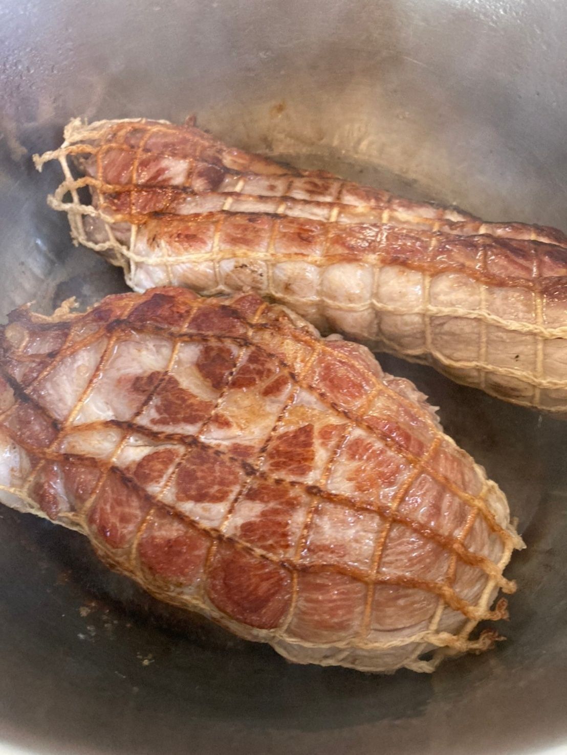 少量の油で両面こんがり焼き目を付けます♪