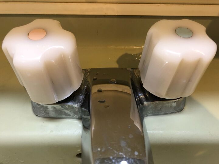 数年モノの蛇口のゴリゴリ汚れ、何とかしたい!家にあるもので試してみた♪