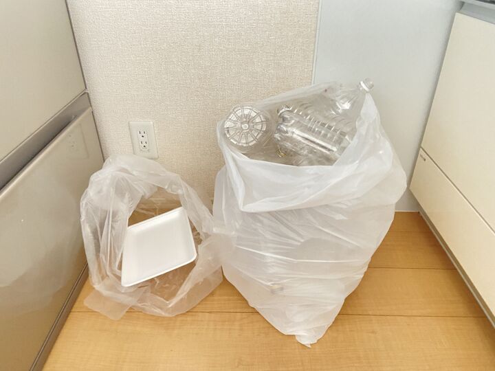 ゴミ箱やめました!100均の“持ち運べるゴミ箱”で解決!