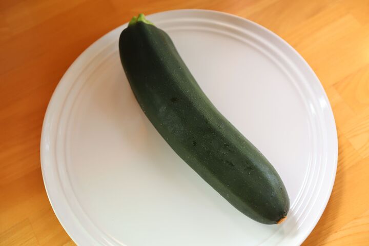 ズッキーニ史上最強レシピかも♡SNSで話題の食べ方がラクでうますぎ!【やってみた】