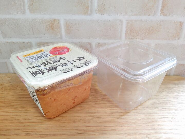 味噌の空き容器、まさかこんなに使えるとは!次の容器が空くのが待ち遠しい♪