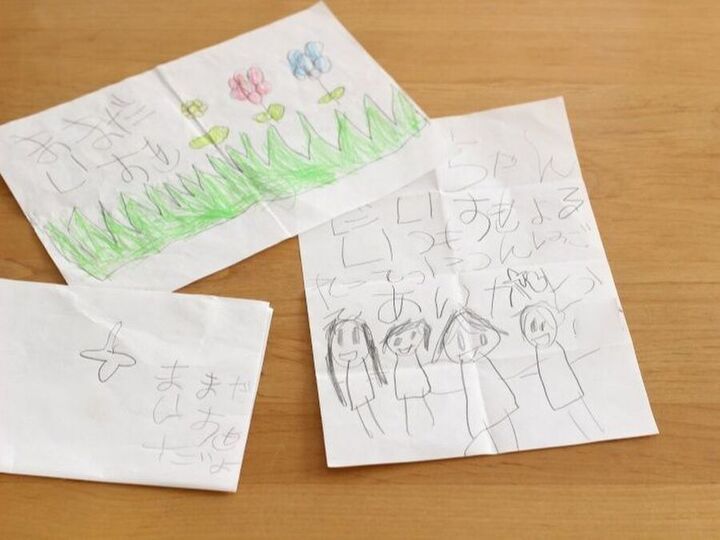 夏休み直前!子どもたちの工作や図画、お手紙はどうしてる?目からウロコな保存アイデア