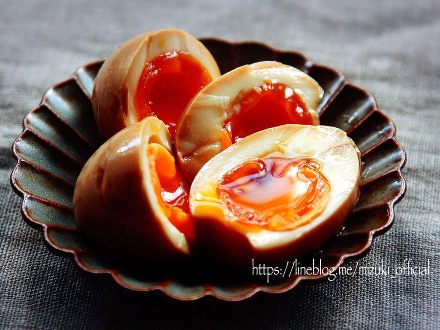 半熟とろとろ♡ 激ウマ簡単味付け卵（煮卵） | 移行のお知らせ