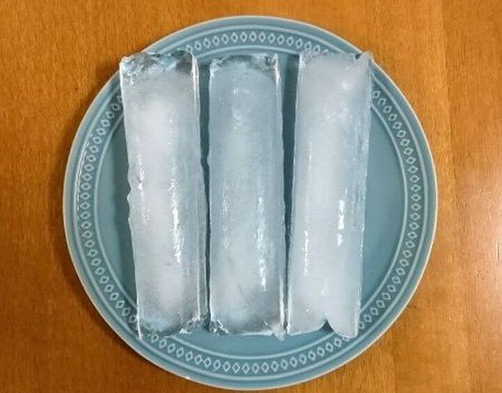 猛暑に必須!【簡単・水筒用スティック氷の作り方】ドリンクがずっと冷たい♪