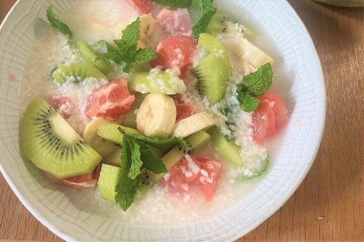 夏のパーリーにドンと。だいぶオシャレなフルーツポンチで、やっぱり乾杯?【スタイリストunicoの季節レシピ】