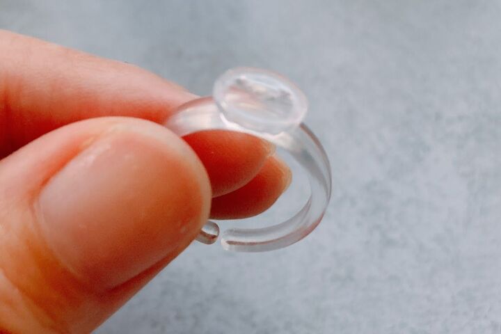 【100均】透明わっかの正体は?最近流行りのアイテムにつけたらイライラ解消!