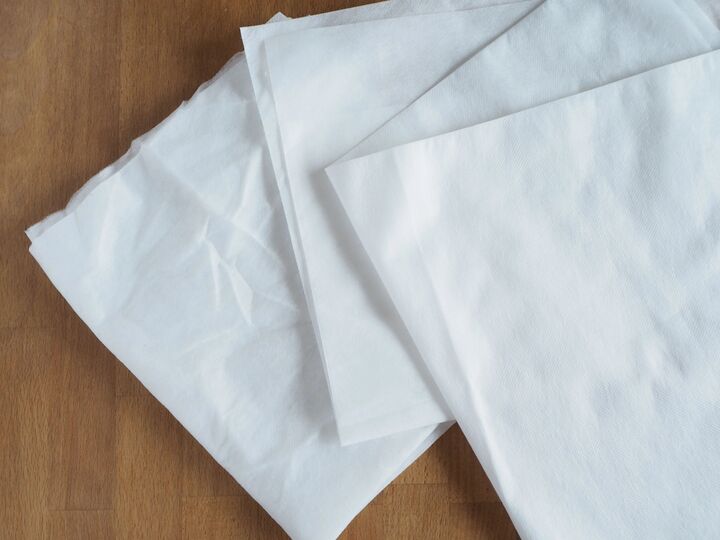 捨てるの待った!洋服を買ったときの不織布の袋はこう使う!!