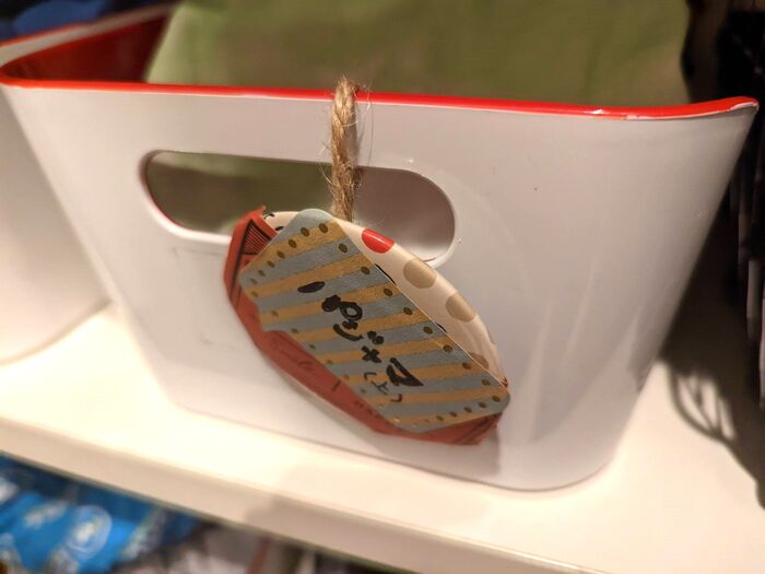 溜まる一方の 缶バッジ 捨てるの待って こうすれば新たな使い道で意外な大活躍 暮らしニスタ 溜まる一方の 缶バッジ 捨てるの待って こうすれば新たな使い道で意外な大活躍 暮らしニスタ