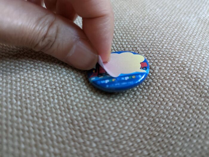 溜まる一方の 缶バッジ 捨てるの待って こうすれば新たな使い道で意外な大活躍 暮らしニスタ 溜まる一方の 缶バッジ 捨てるの待って こうすれば新たな使い道で意外な大活躍 暮らしニスタ