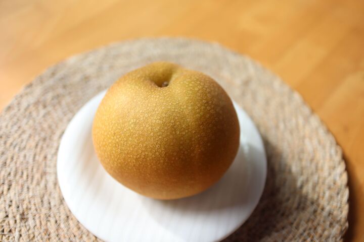 残念な梨を甘くジューシーに変身させる裏ワザって?まさかの食材がポイントに☆【やってみた】