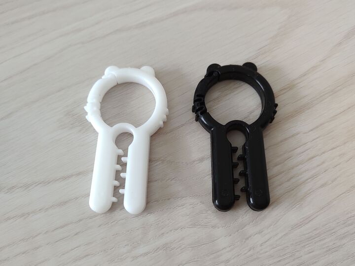 【100均】ダイソーの靴下用洗濯ばさみが猫っぽくてかわいい!