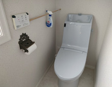 狭いトイレ＆洗面所でこそ本領発揮！！わが家の「突っ張り棒」活用法♪