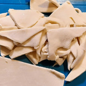 余りの冷凍パイシートの切れ端…おしゃれな美味しいアップルパイに