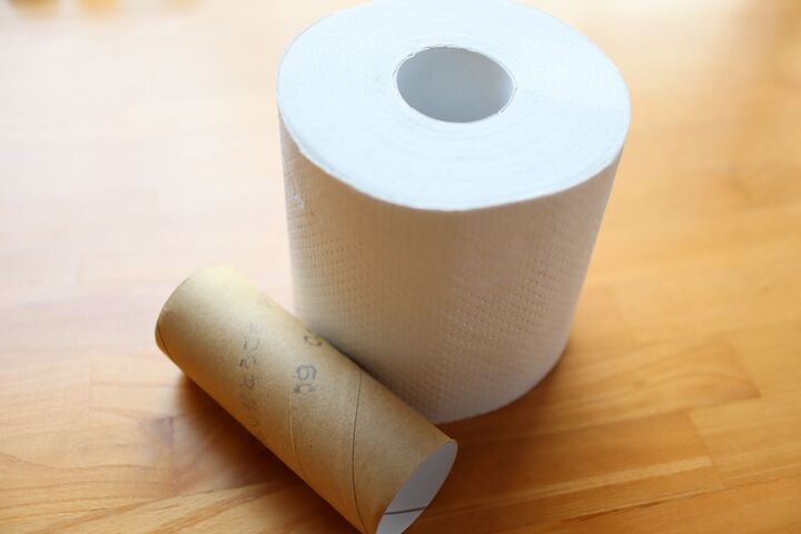 【捨てないで】トイレットペーパーの芯で「粘着ローラー」ができちゃう!便利グッズとして大活躍♪節約にも
