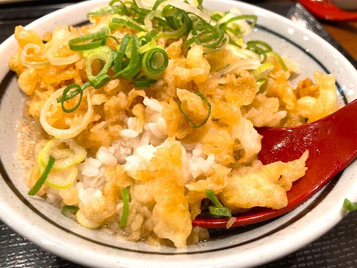 チャンピオン確定~!【丸亀製麺】うどん以外が超絶お得!140円の激ウマ丼の裏メニュー5選