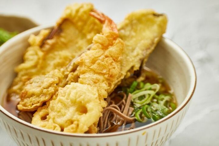 【年越しそば用に♪】スーパーの天ぷらがサックサクに復活する一番カンタンな裏ワザ!!