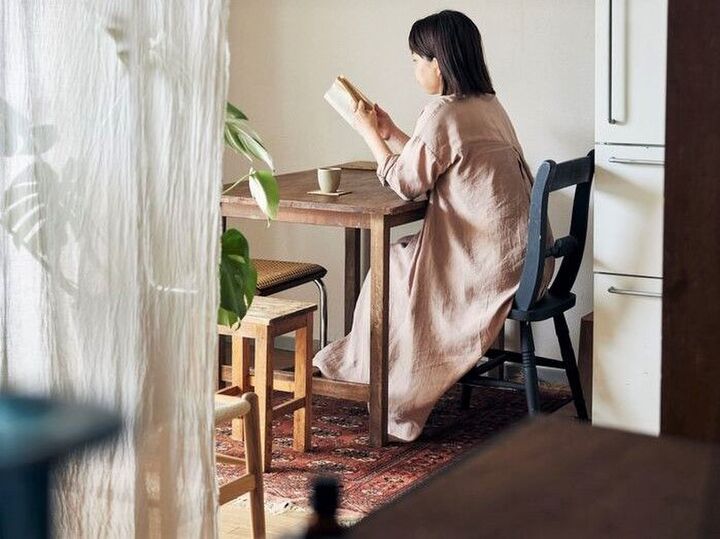 【55歳の一人暮らし】築45年賃貸団地で、古いキッチンをお気に入りの景色にする方法