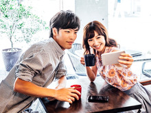 朝から無理あるでしょ…【コッソリ社内恋愛】バレバレ目撃談！