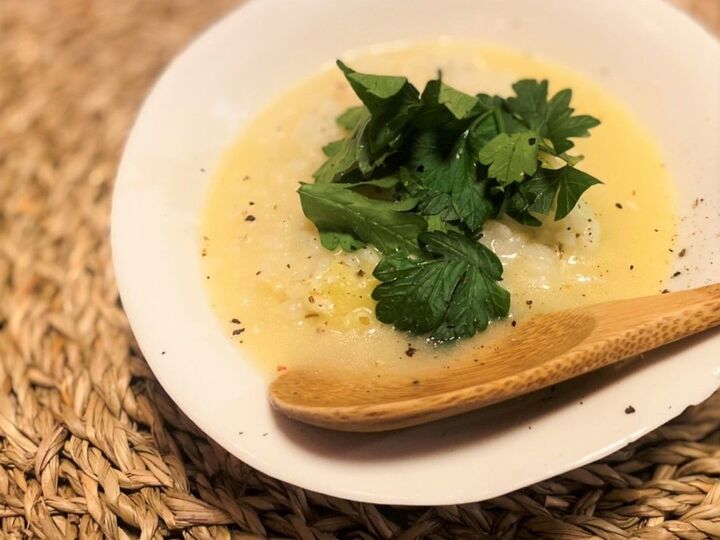 おせちに飽きたら。シメうま♡カマンベールチーズ鍋【スタイリストunicoの季節レシピ】