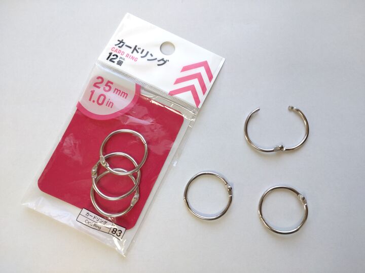 【100均カードリング】洗面所からキッチンまでの「困った」を解決してくれる万能グッズだった