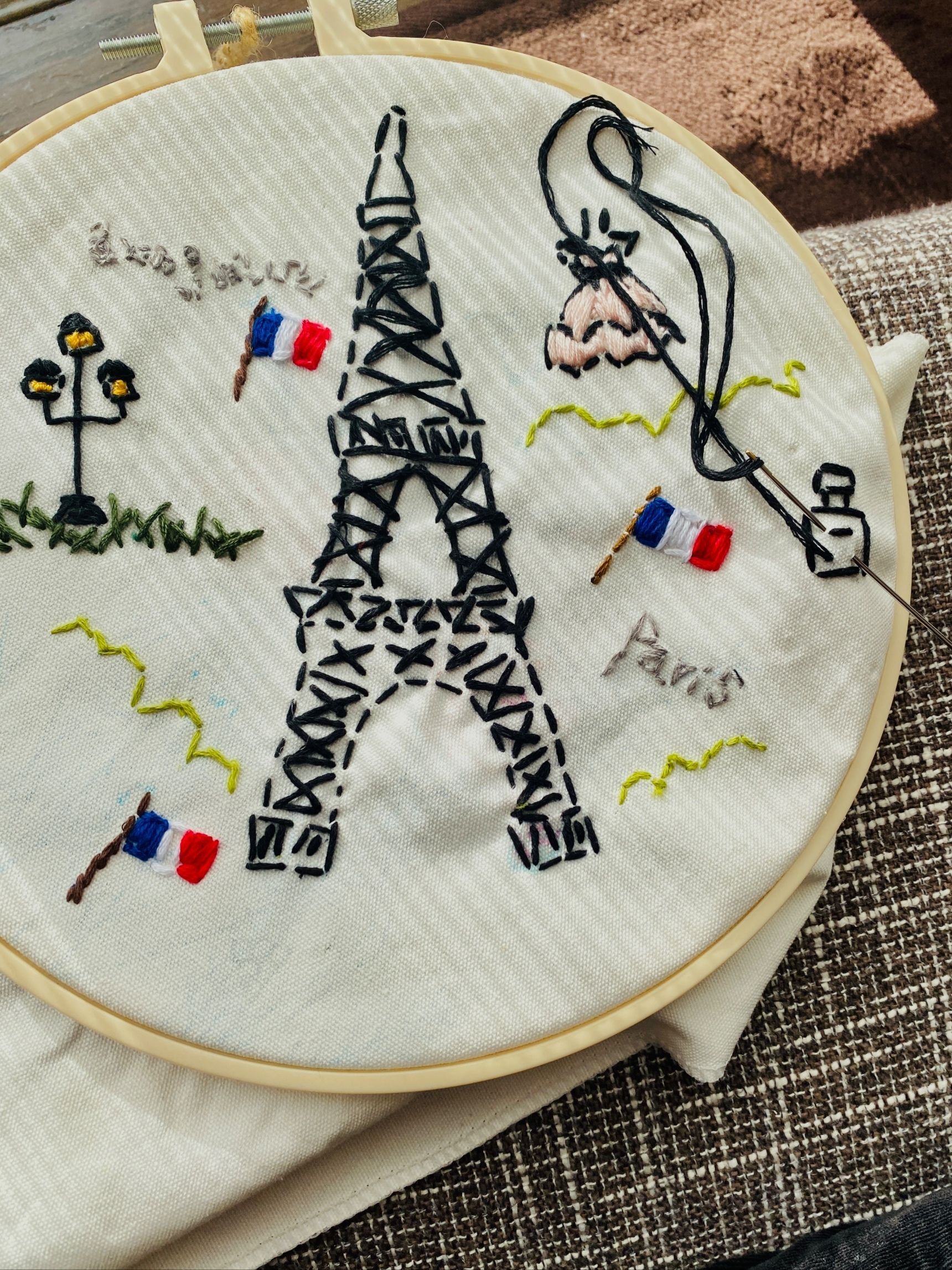 大人遊び！刺繍枠でパリ旅行♪