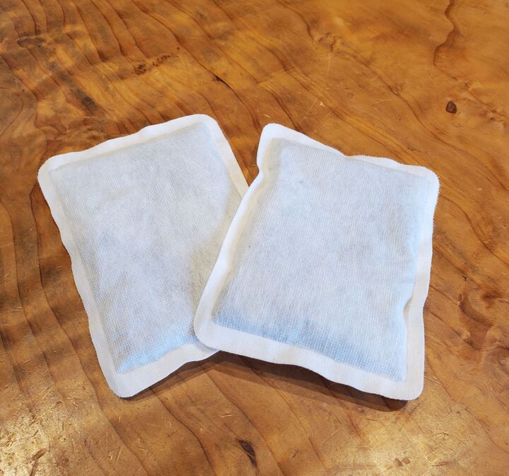 使い終わったカイロを捨てるなんてもったいない!家じゅうで便利に活用できるんです♪