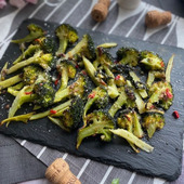 茹でるよりグリルがおいしい！ブロッコリーのオーブン焼き